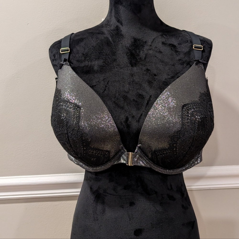 ❤️4/$60 Metallic Silver & Black Lace Bra❤️4 for $60 ❤️